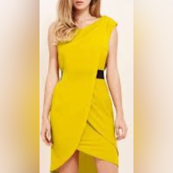 Karen Millen  yellow flowing dress with black belt size 8 - worn once $598🌼🌼🌼 - Picture 1 of 1